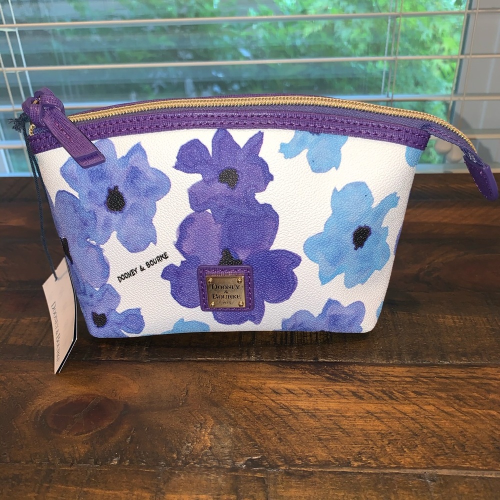 Dooney & Bourke Bloom Cosmetic case